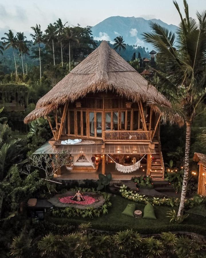 Villa Magic Hills Bali - Magical Eco-luxury *