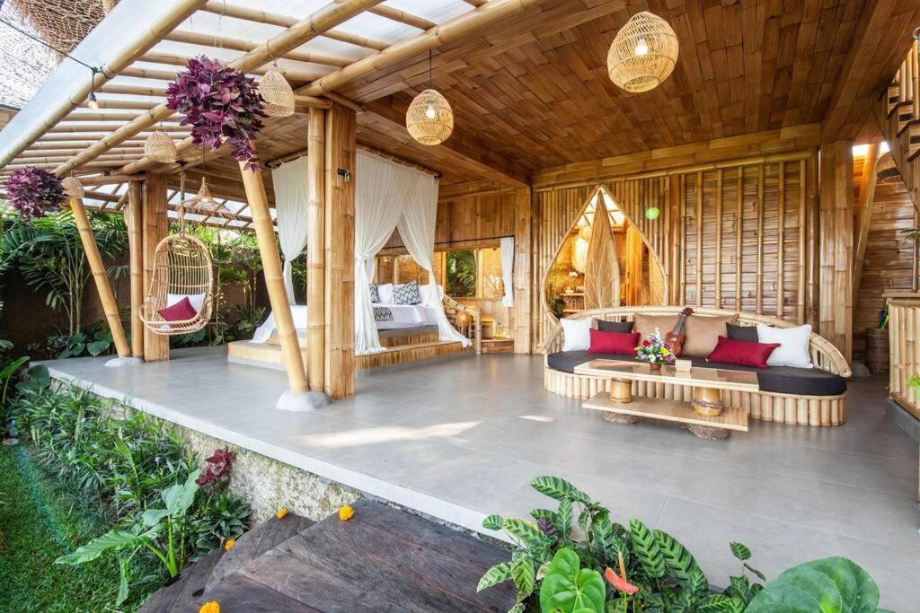 Magic Hills Bali - Magical Eco-luxury Villa Selat