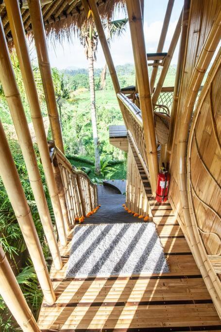 Magic Hills Bali - Magical Eco-luxury Villa Selat